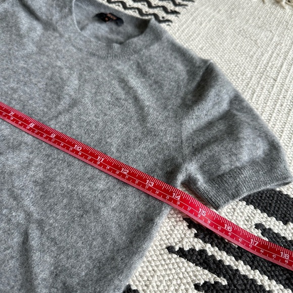 Quince Gray Mongolian Cashmere Tee - Picture 4 of 6